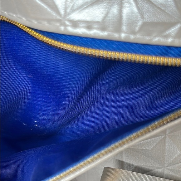 Ipsy Bag & Beauty Bundle Stila Calligraphy Lip Stain HEDY & Clean Soft Laundry + - Picture 11 of 13